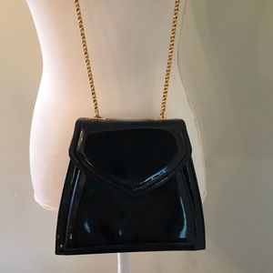Structured cross body bag